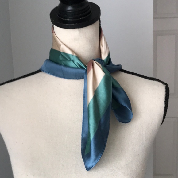 Accessories - ❤️3X20 NEW- Elegant Multicolor Silky Polyester Scarf